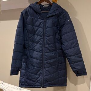 Columbia women’s winter jacket. Mm w/hood. Blue size large L zipper 32” long EUC